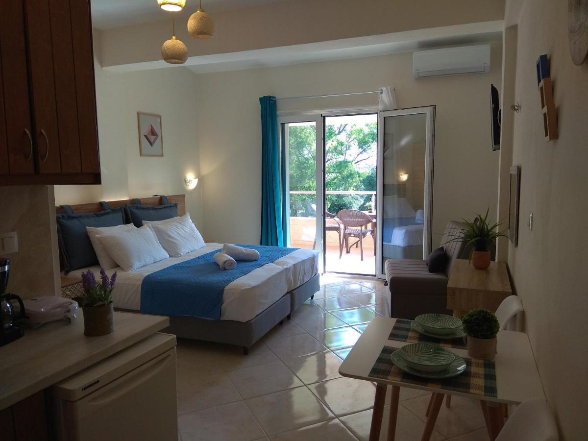 Tzafi'S Apartments 2 Mesongi Luaran gambar